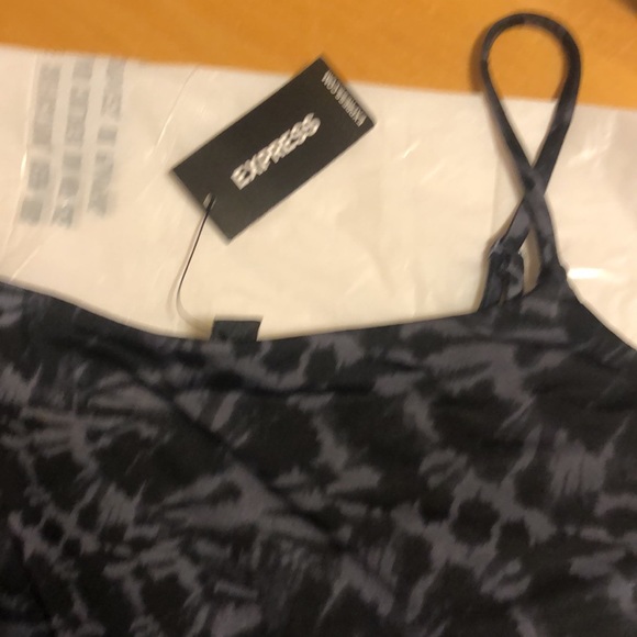 Express brand new spaghetti top (000300) - Picture 3 of 6